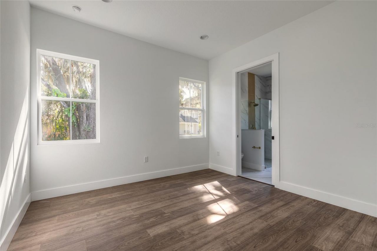 618 N Duss Street, Unit 1, New Smyrna Beach, FL 32168 Photo