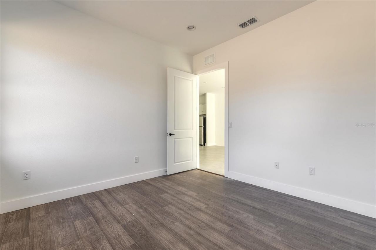 618 N Duss Street, Unit 1, New Smyrna Beach, FL 32168 Photo