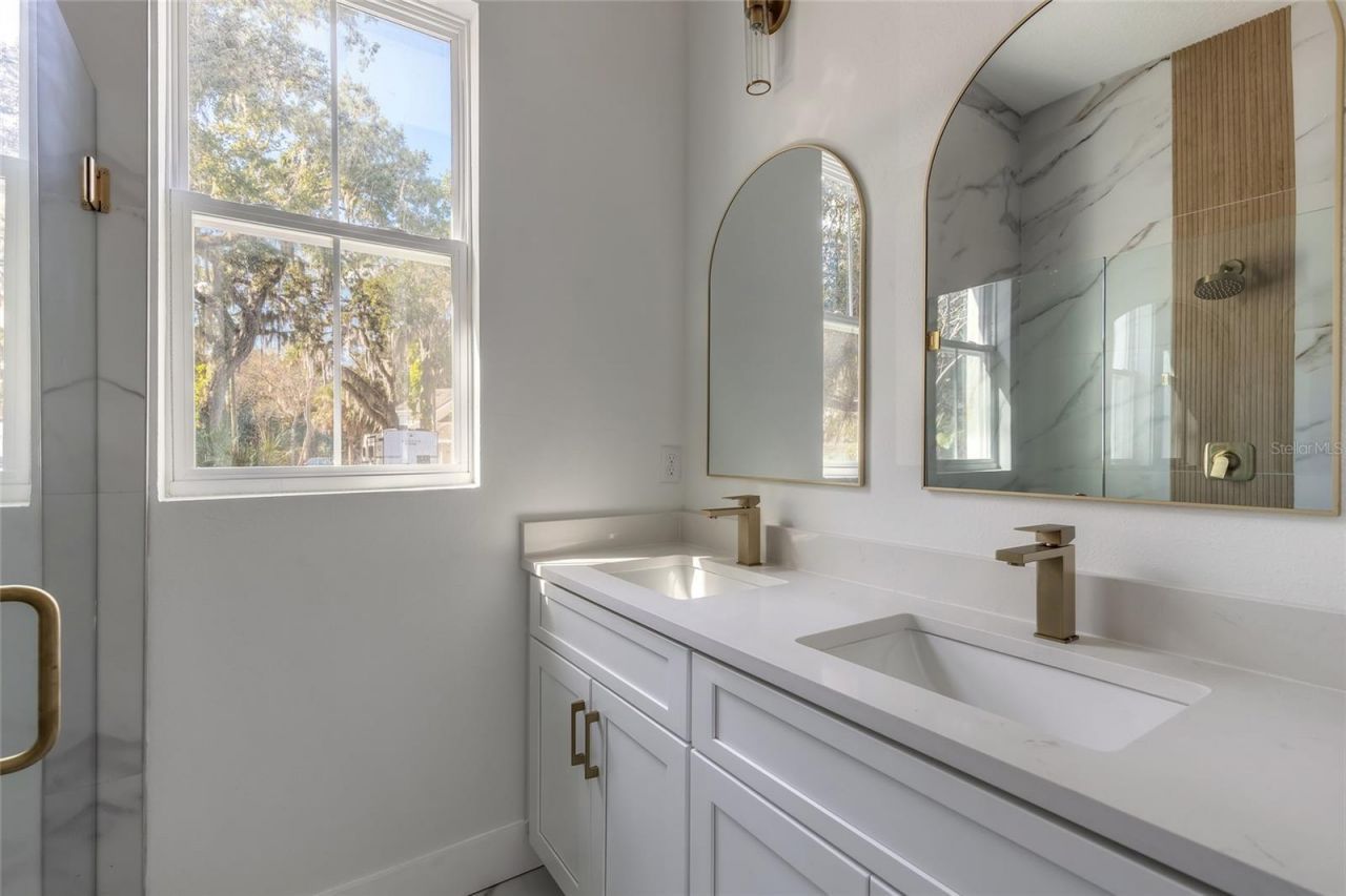 618 N Duss Street, Unit 1, New Smyrna Beach, FL 32168 Photo