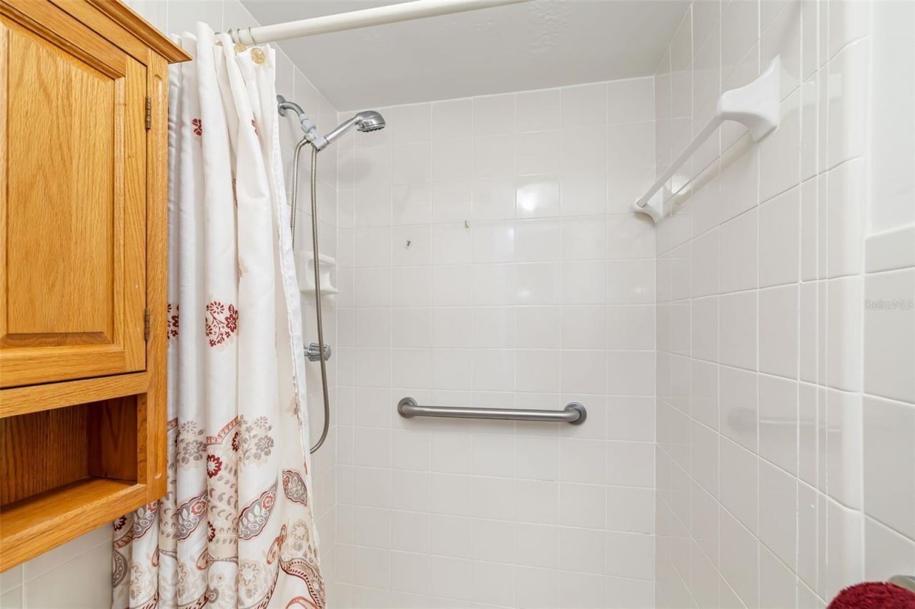 425 30th Avenue W, Unit C112, Bradenton, FL 34205 Photo