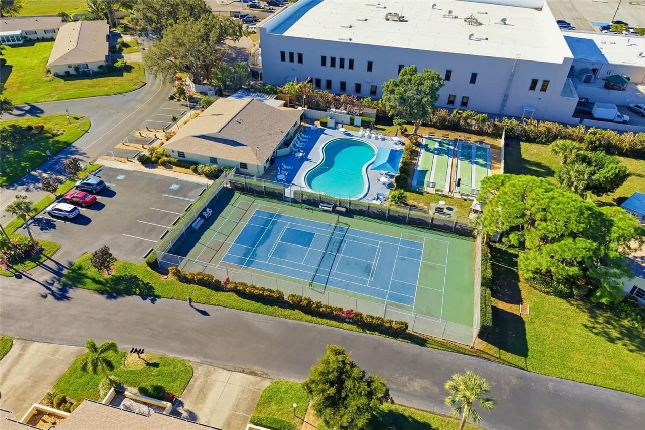 425 30th Avenue W, Unit C112, Bradenton, FL 34205 Photo