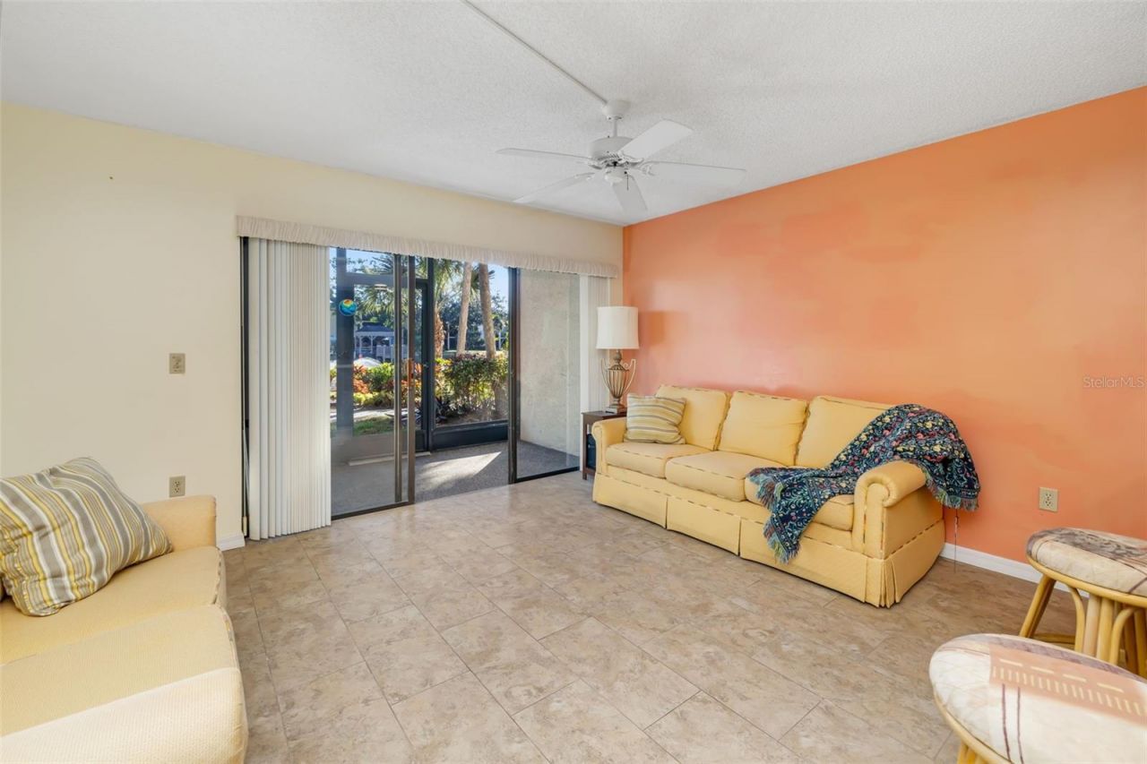 425 30th Avenue W, Unit C112, Bradenton, FL 34205 Photo