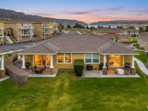 9270 Canyon Drive NW, Unit C16, Quincy, WA 98848