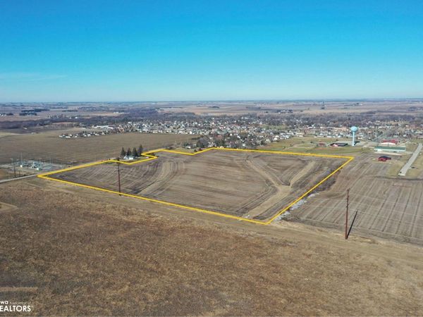 Martin, Parkersburg, IA 50665