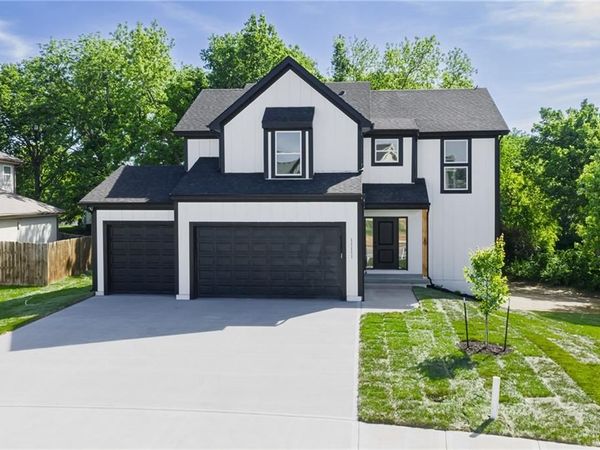 1694 N 156th Street, Basehor, KS 66007