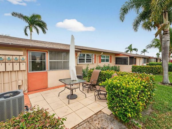 2971 W Crosley Drive, Unit F, West Palm Beach, FL 33415