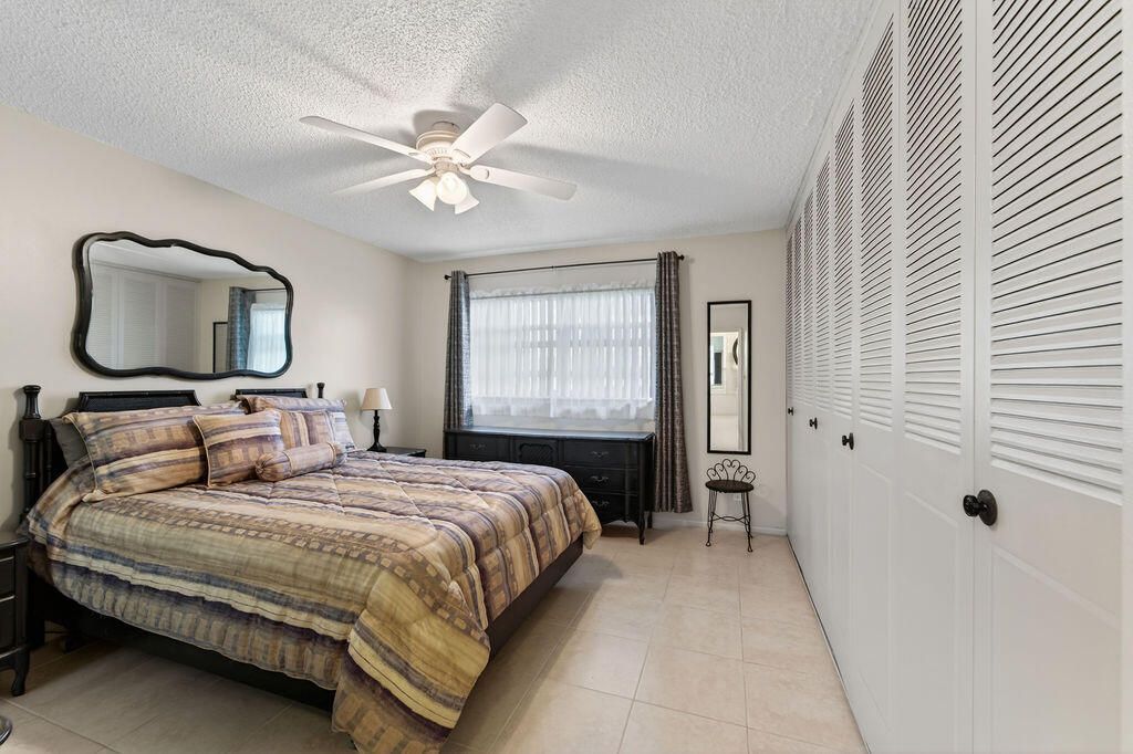 2971 W Crosley Drive, Unit F, West Palm Beach, FL 33415 Photo