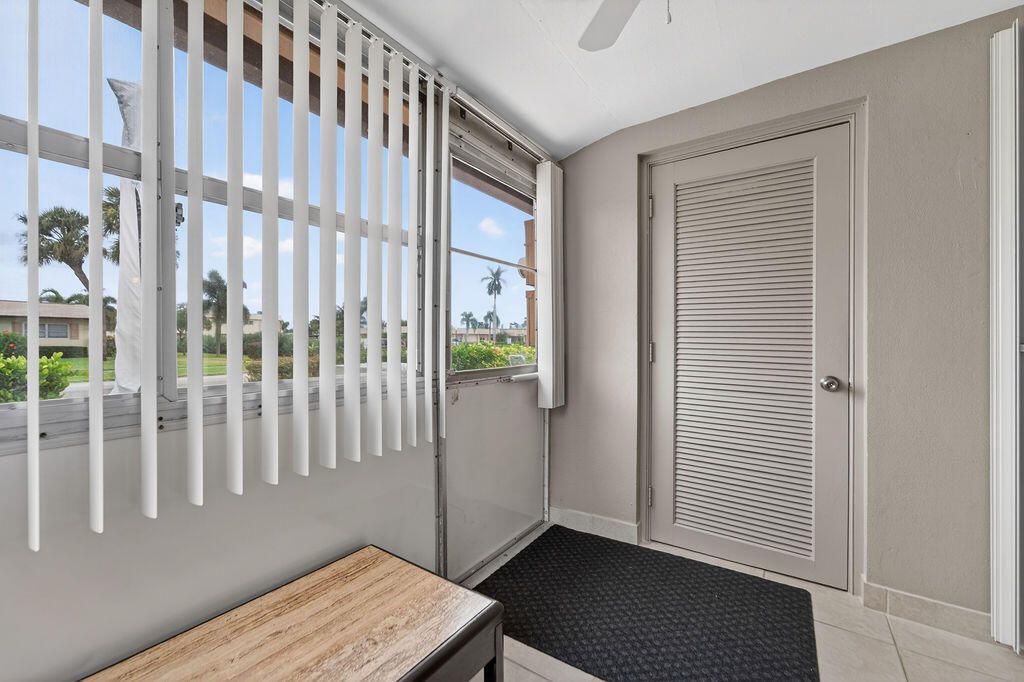 2971 W Crosley Drive, Unit F, West Palm Beach, FL 33415 Photo