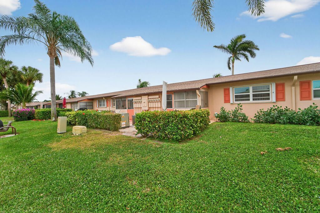 2971 W Crosley Drive, Unit F, West Palm Beach, FL 33415 Photo
