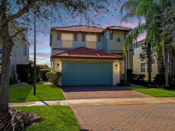 12017 SW Knightsbridge Lane, Port Saint Lucie, FL 34987