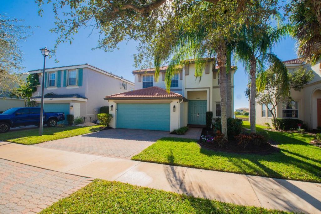 12017 SW Knightsbridge Lane, Port Saint Lucie, FL 34987 Photo