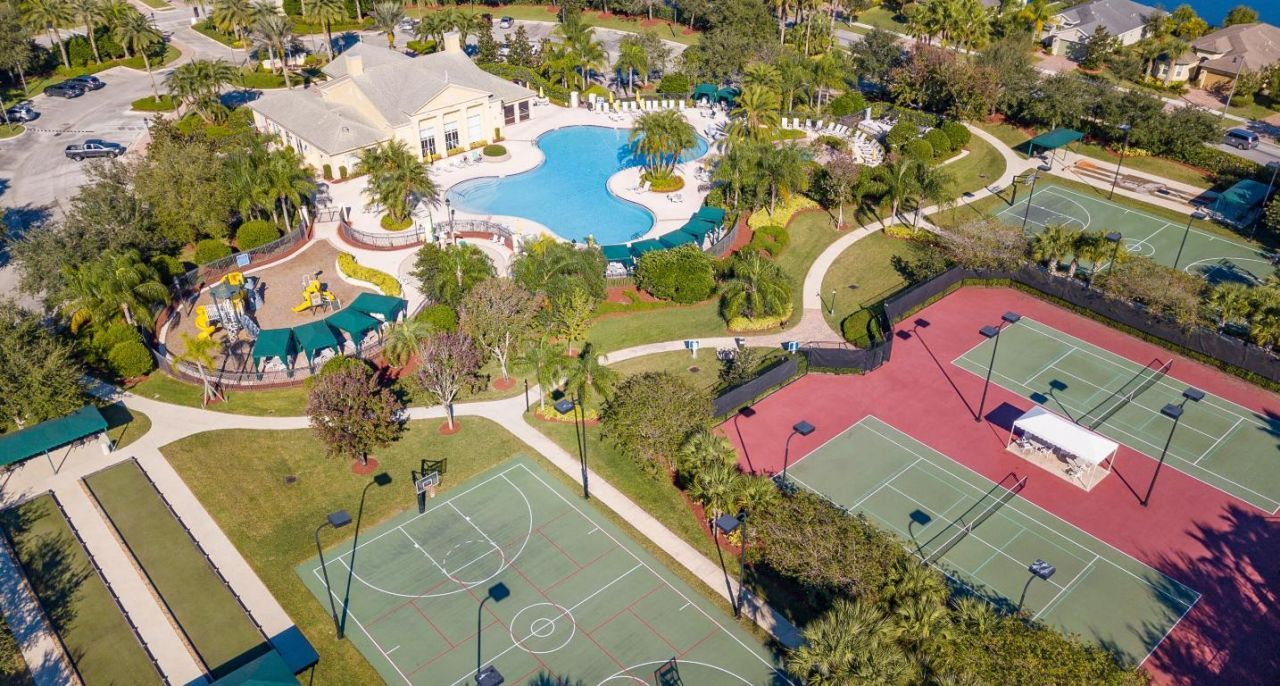 12017 SW Knightsbridge Lane, Port Saint Lucie, FL 34987 Photo