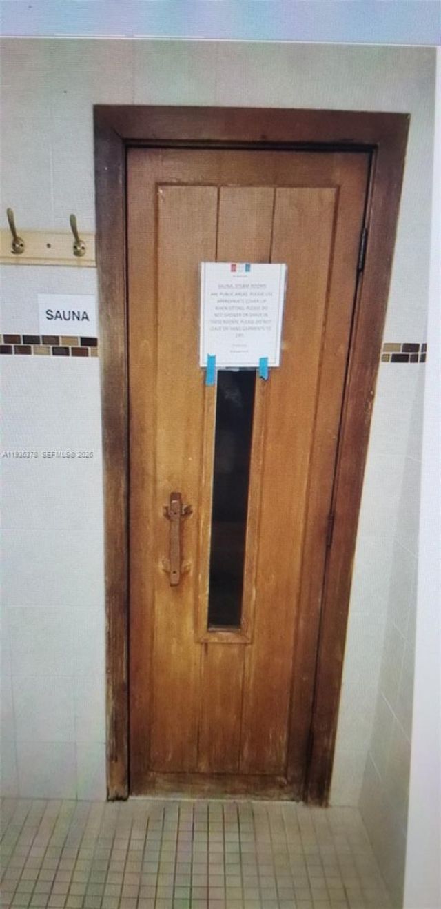 1985 S Ocean Dr, Unit 15H, Hallandale Beach, FL 33009 Photo