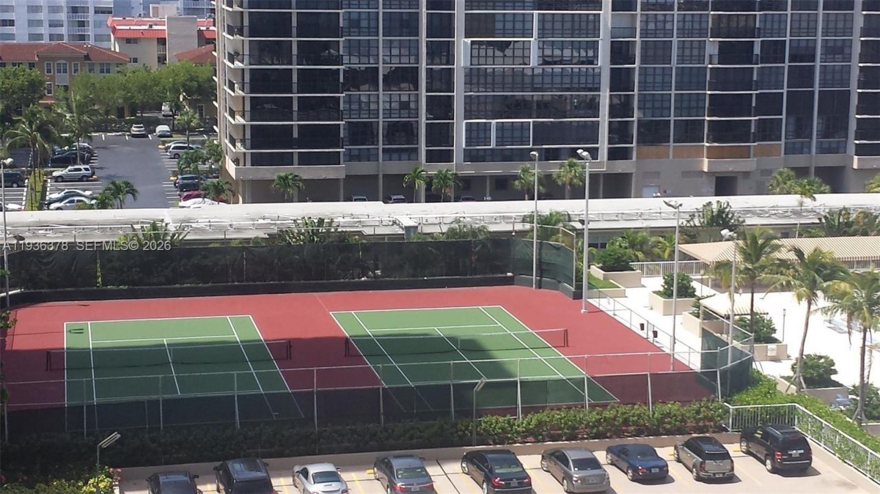 1985 S Ocean Dr, Unit 15H, Hallandale Beach, FL 33009 Photo