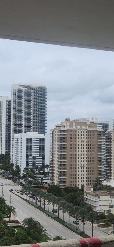 1985 S Ocean Dr, Unit 15H, Hallandale Beach, FL 33009 Photo