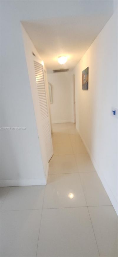 1985 S Ocean Dr, Unit 15H, Hallandale Beach, FL 33009 Photo
