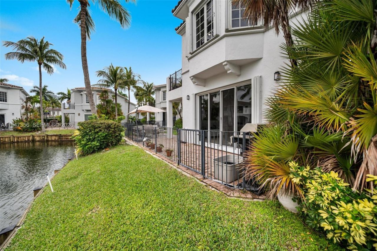 20920 NE 32nd Ave, Aventura, FL 33180 Photo