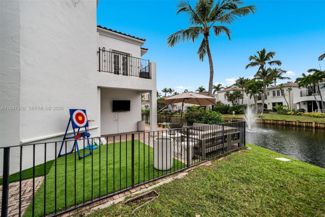 20920 NE 32nd Ave, Aventura, FL 33180 Photo