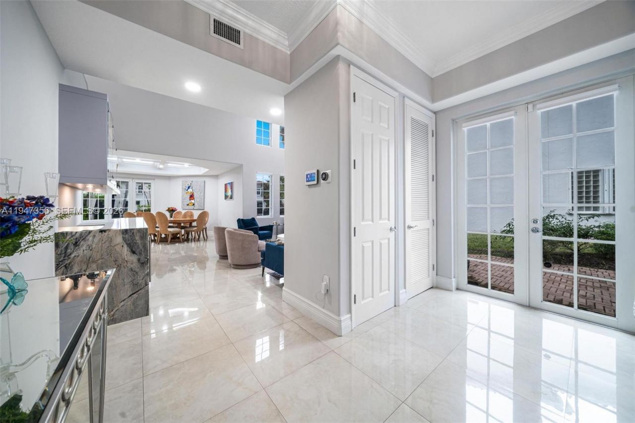 20920 NE 32nd Ave, Aventura, FL 33180 Photo