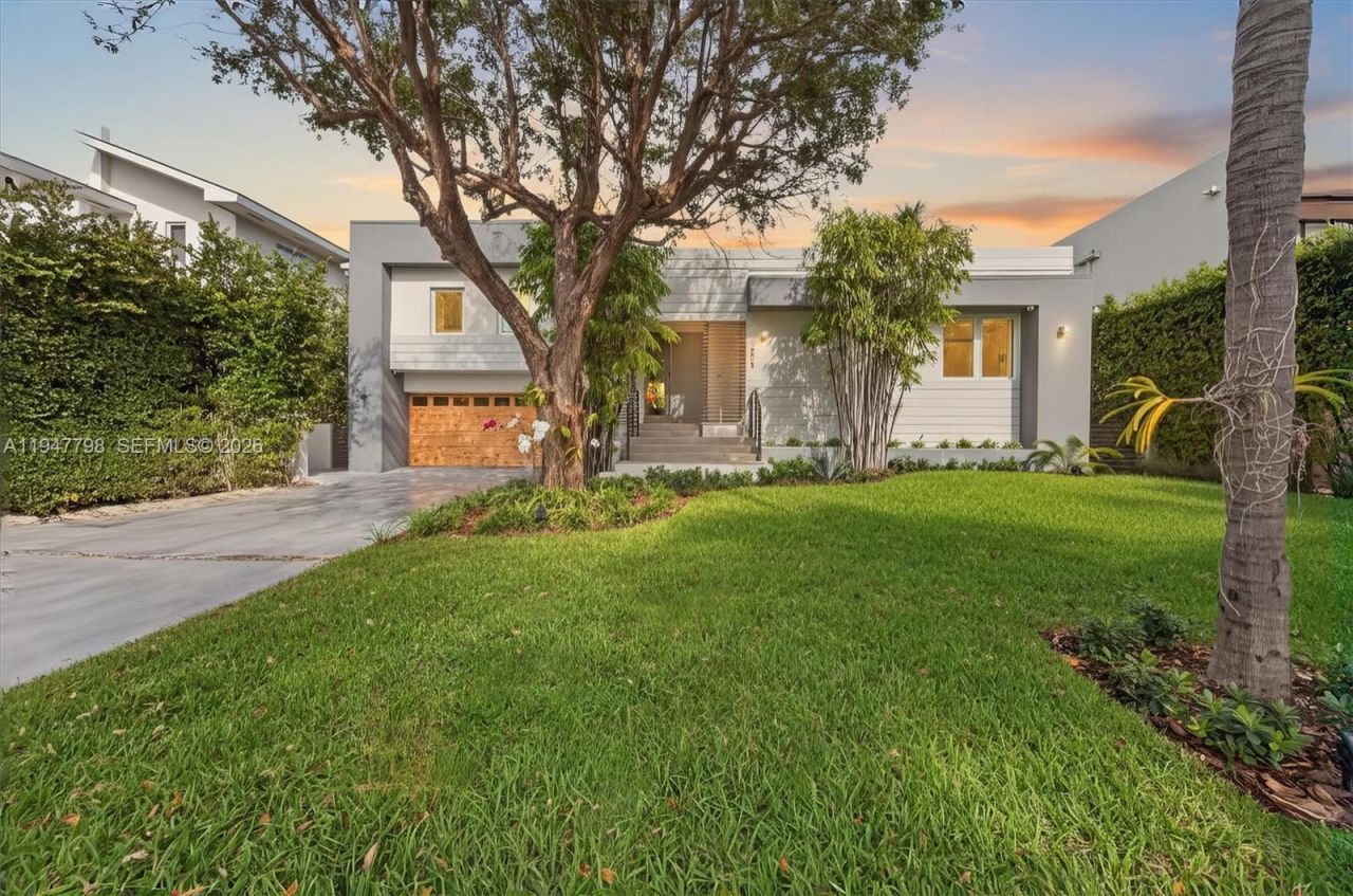 315 Palmwood Ln, Key Biscayne, FL 33149 Photo