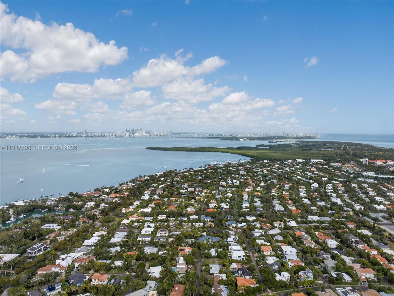 315 Palmwood Ln, Key Biscayne, FL 33149 Photo