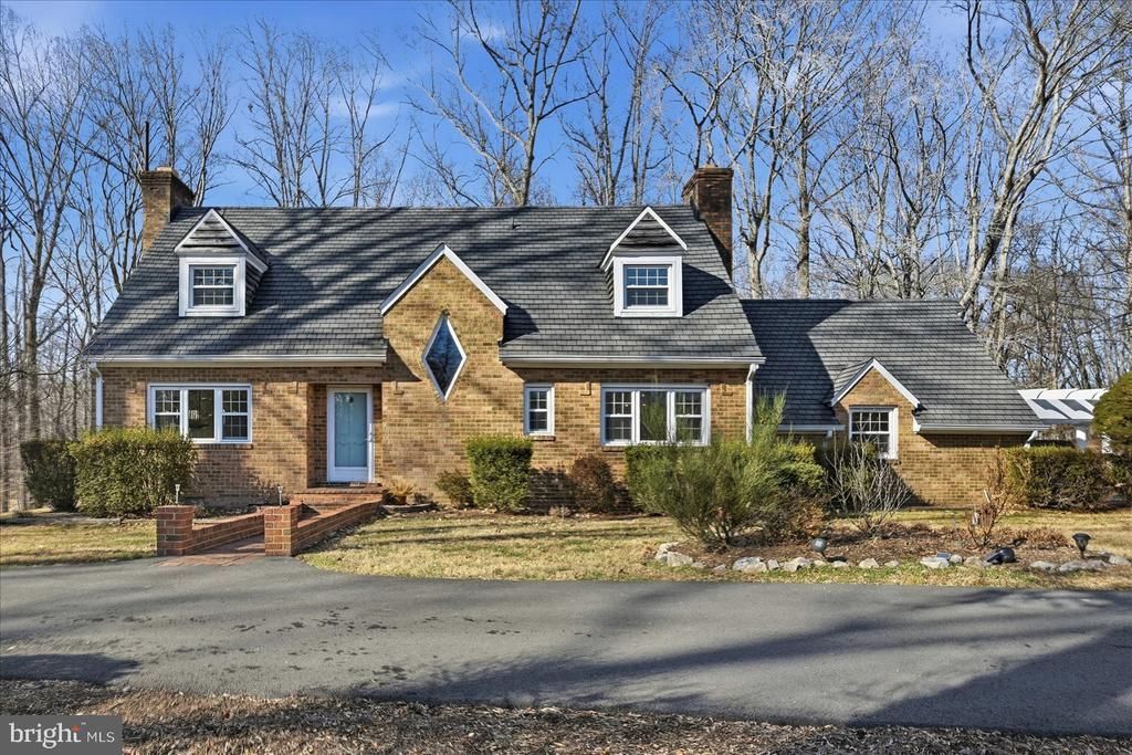 12215 Henderson Road, Clifton, VA 20124 Main Photo