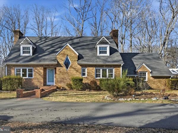 12215 HENDERSON ROAD, CLIFTON, VA 20124