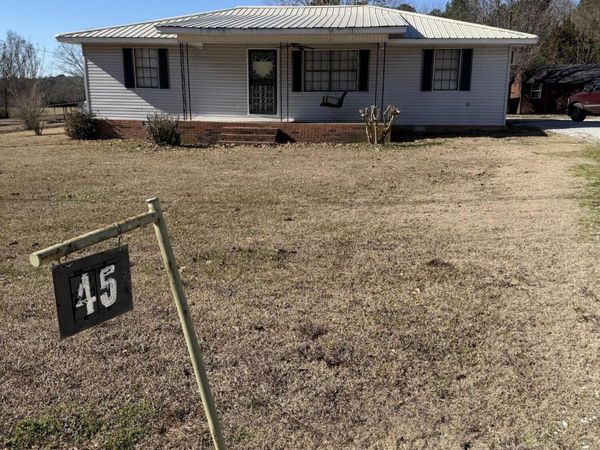 45 Hemlock Dr., Potts Camp, MS 38659