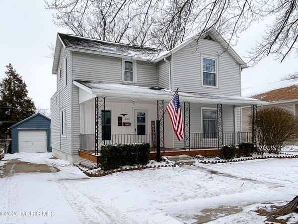 809 W North Street, Fostoria, OH 44830