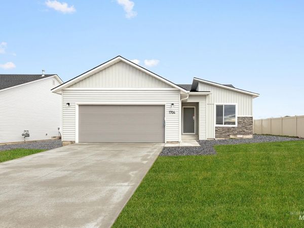 1704 N Birch St, Jerome, ID 83338