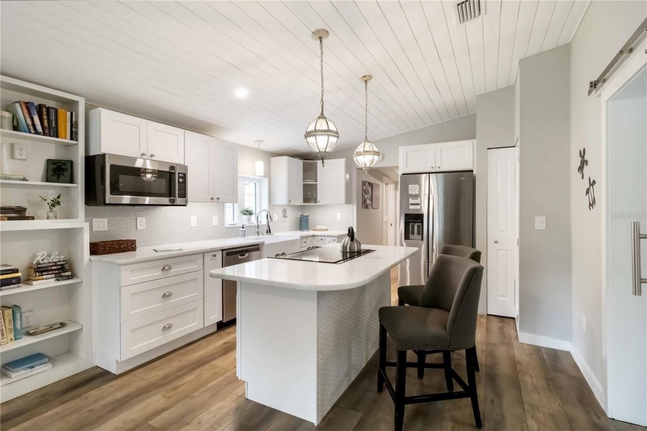2537 Ashton Road, Sarasota, FL 34231 Photo