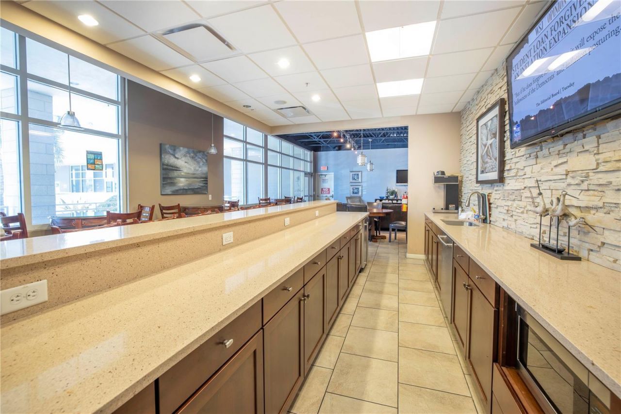 6036 Anchorage Way S, Saint Petersburg, FL 33712 Photo