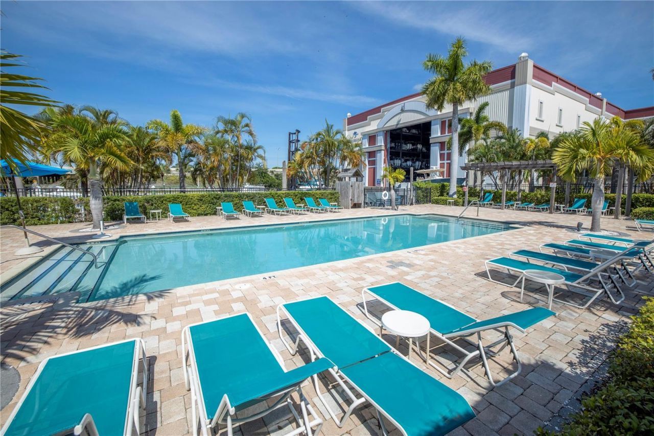 6036 Anchorage Way S, Saint Petersburg, FL 33712 Photo