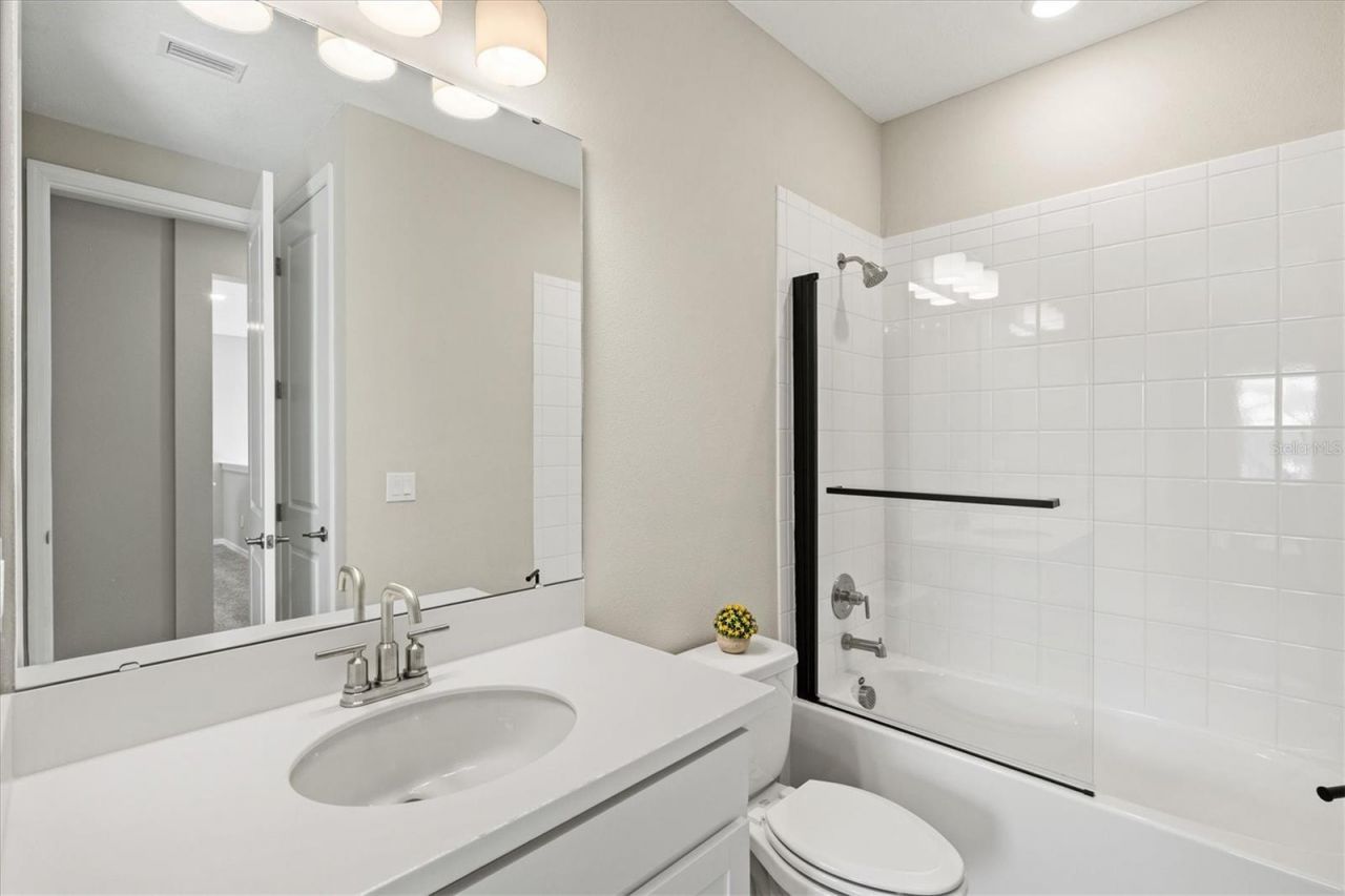 9312 Tequila Sunrise Drive, Sarasota, FL 34241 Photo