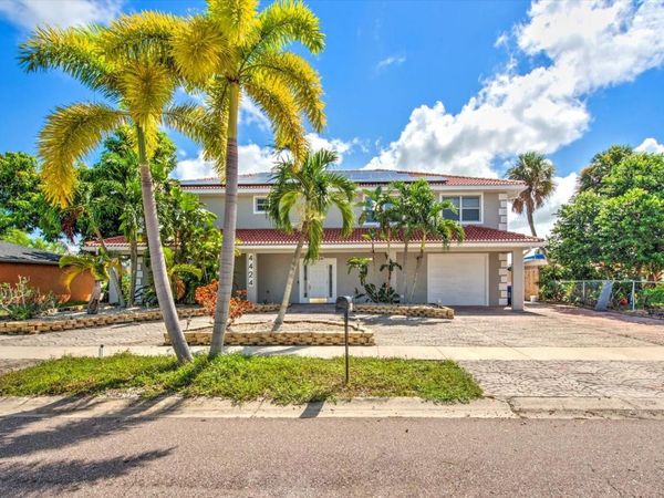 4424 N CANAL CIRCLE, NORTH FORT MYERS, FL 33903