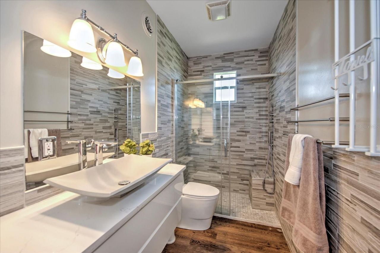 4424 N Canal Circle, North Fort Myers, FL 33903 Photo