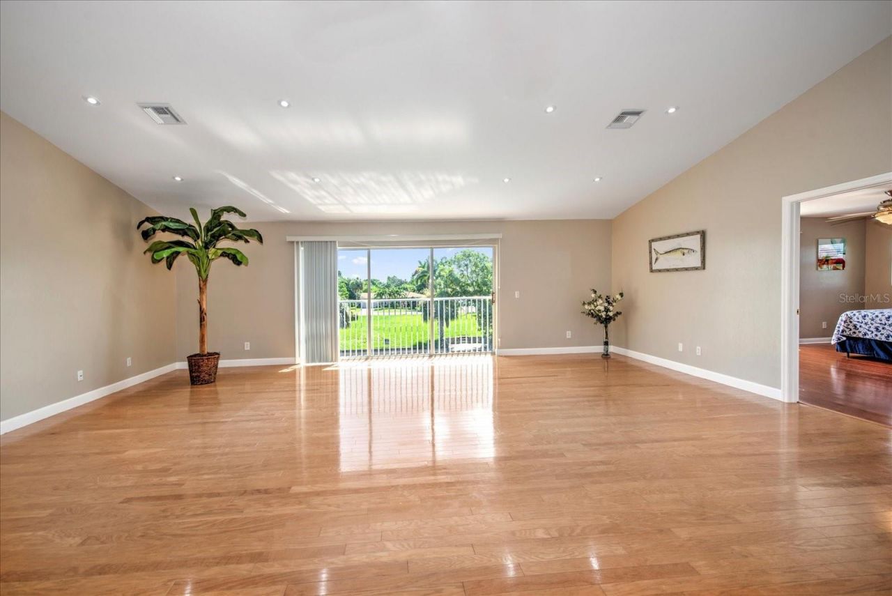 4424 N Canal Circle, North Fort Myers, FL 33903 Photo