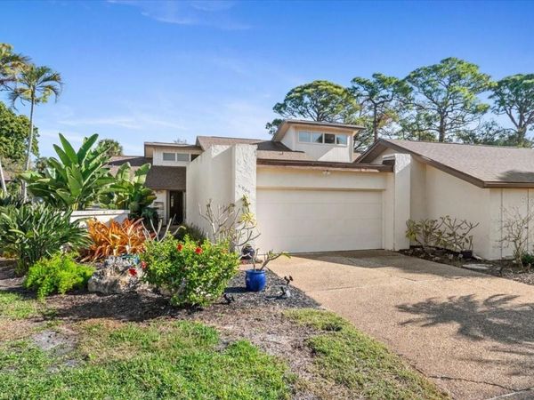 5905 LA VISTA LANE, BRADENTON, FL 34210