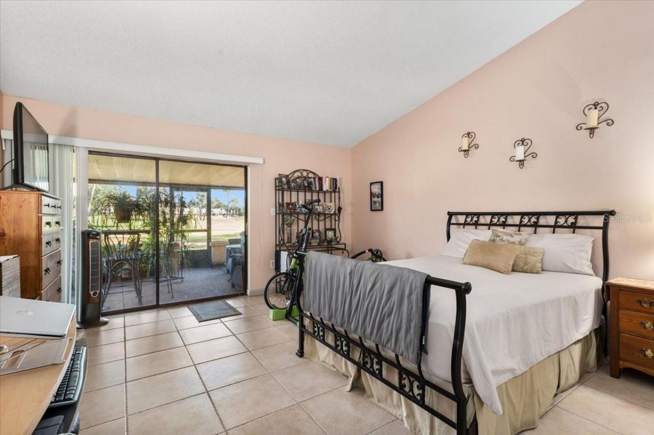 5905 La Vista Lane, Bradenton, FL 34210 Photo