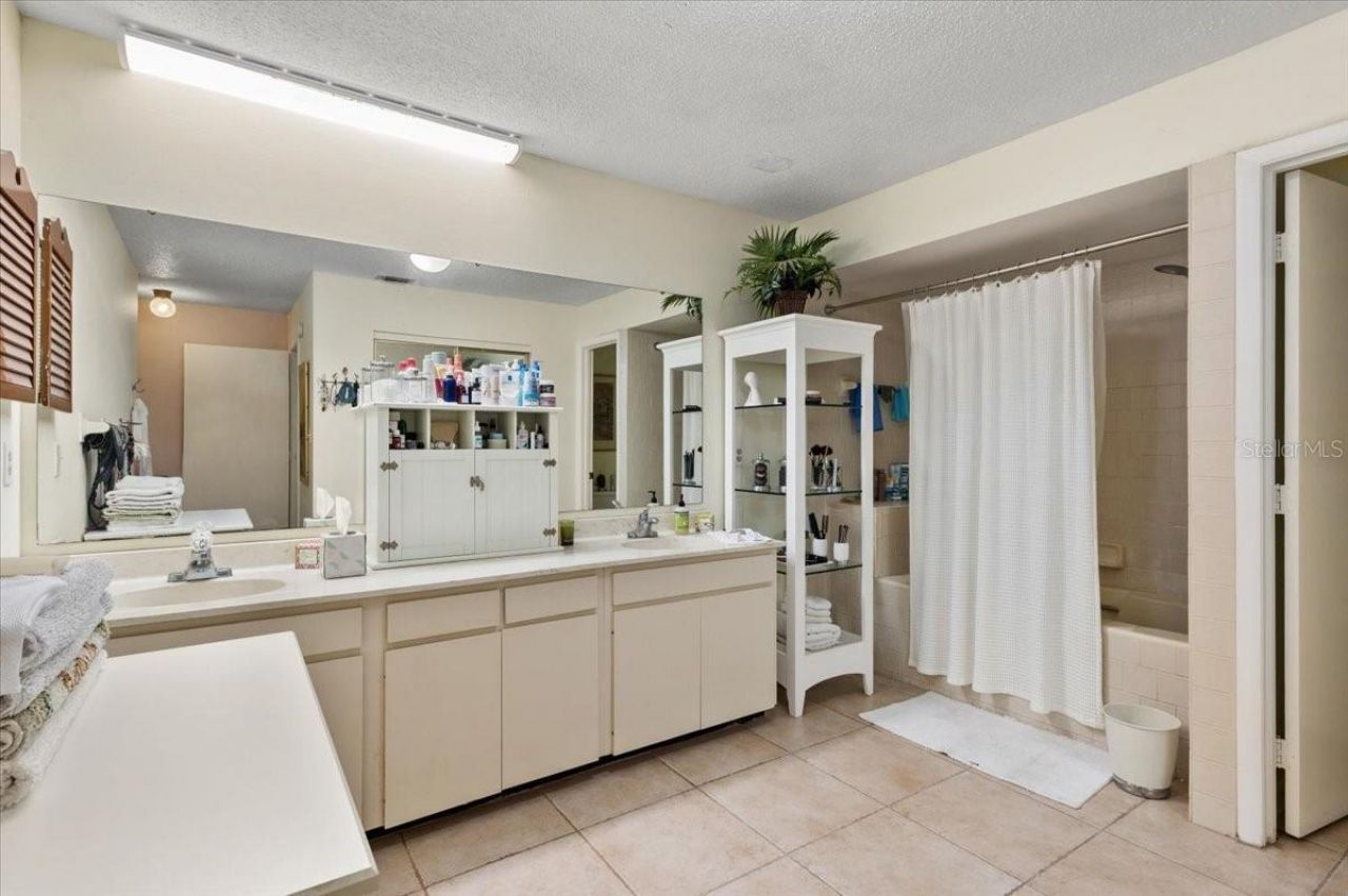 5905 La Vista Lane, Bradenton, FL 34210 Photo