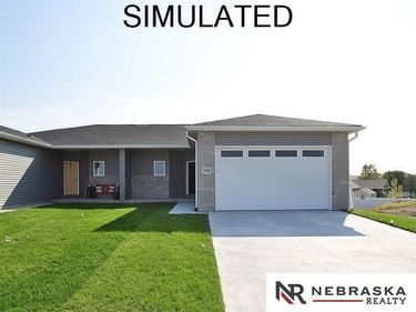 9526 Duckhorn Drive, Lincoln, NE 68526