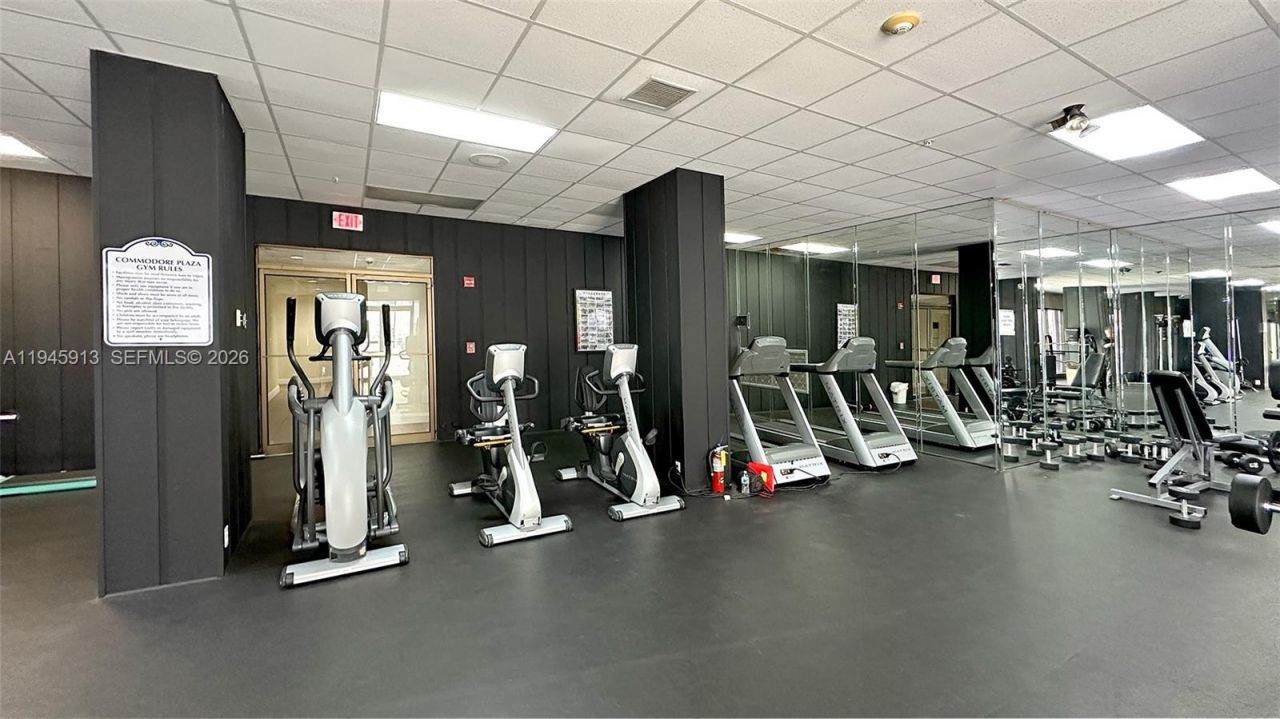 2750 NE 183rd St, Unit 1109, Aventura, FL 33160 Photo