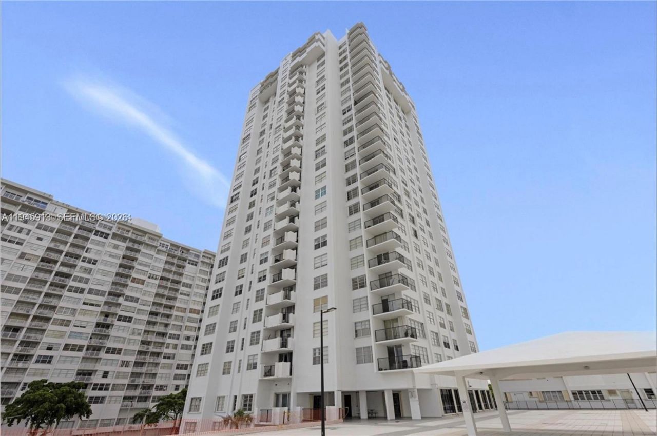 2750 NE 183rd St, Unit 1109, Aventura, FL 33160 Photo