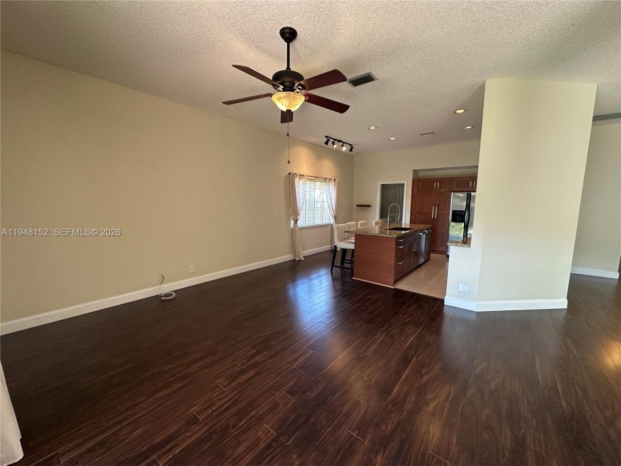4192 Laurel Ridge Cir, Unit 4192, Weston, FL 33331 Photo