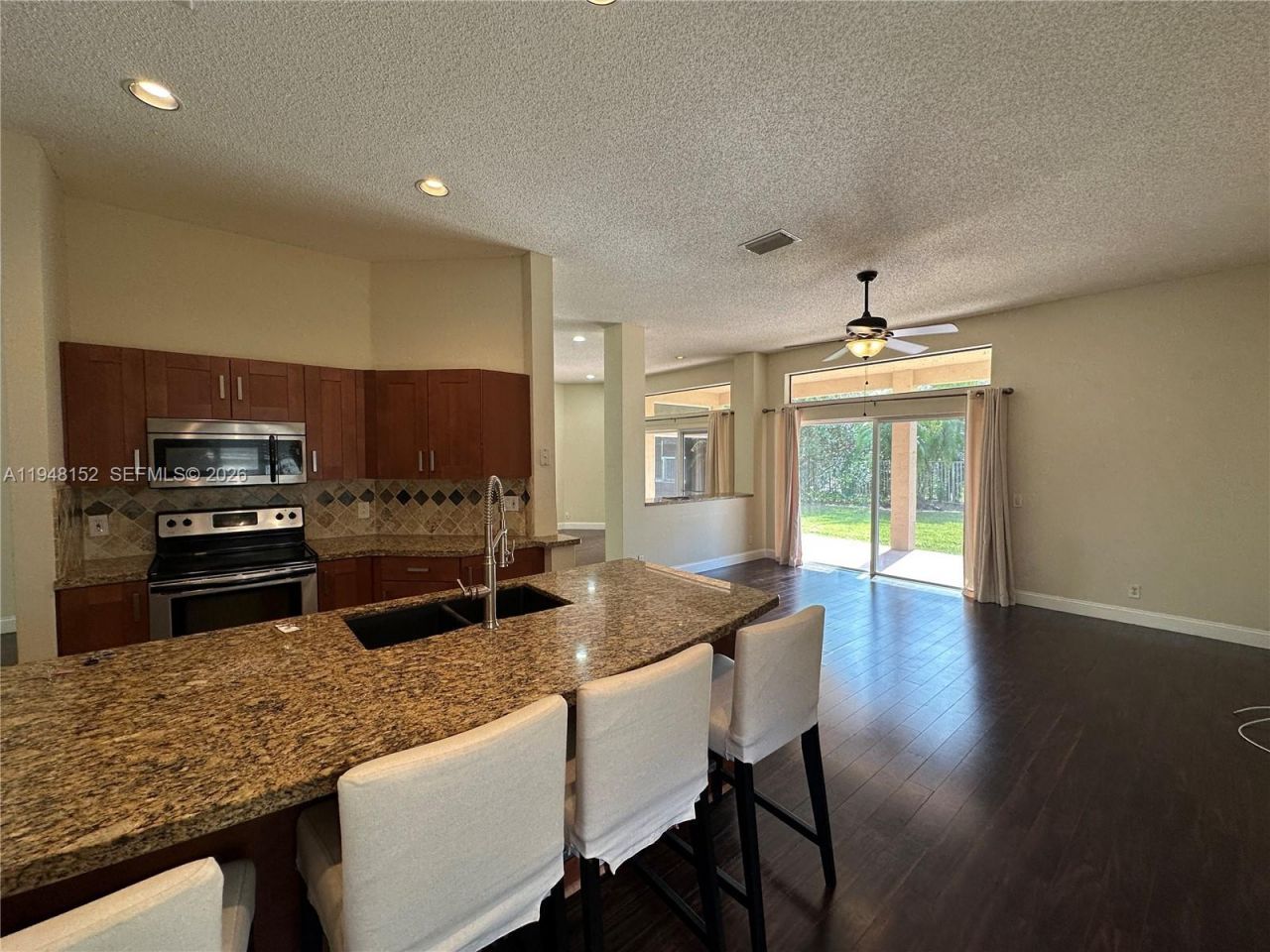 4192 Laurel Ridge Cir, Unit 4192, Weston, FL 33331 Photo