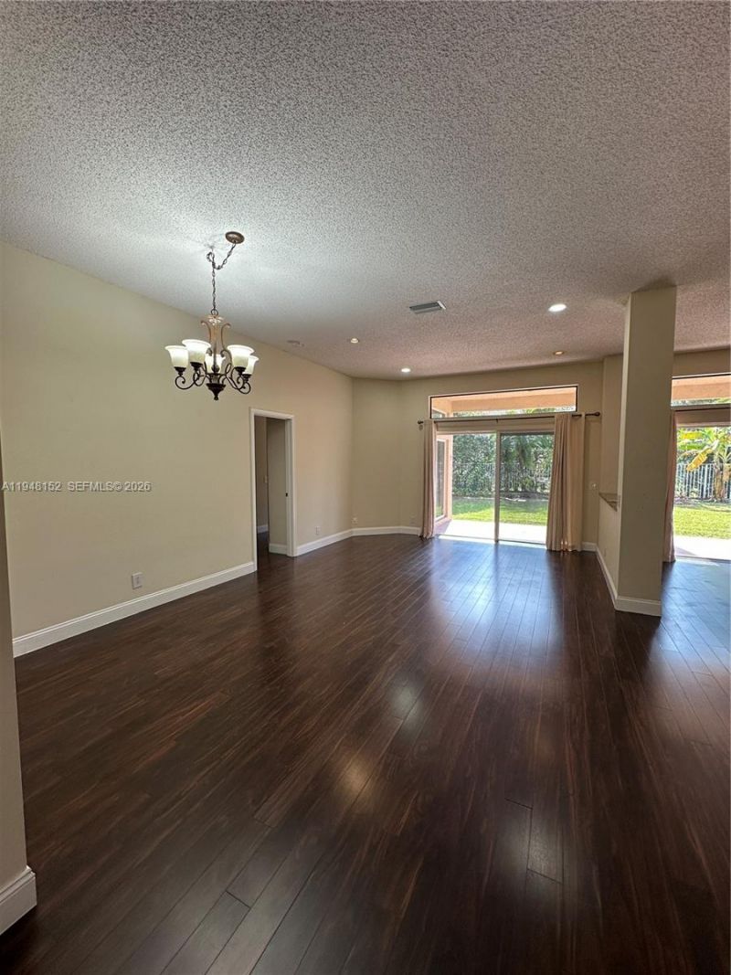 4192 Laurel Ridge Cir, Unit 4192, Weston, FL 33331 Photo