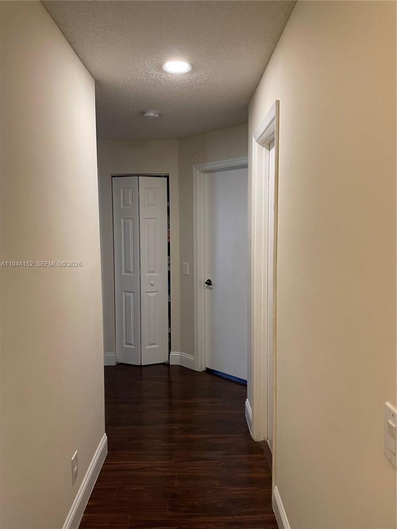 4192 Laurel Ridge Cir, Unit 4192, Weston, FL 33331 Photo