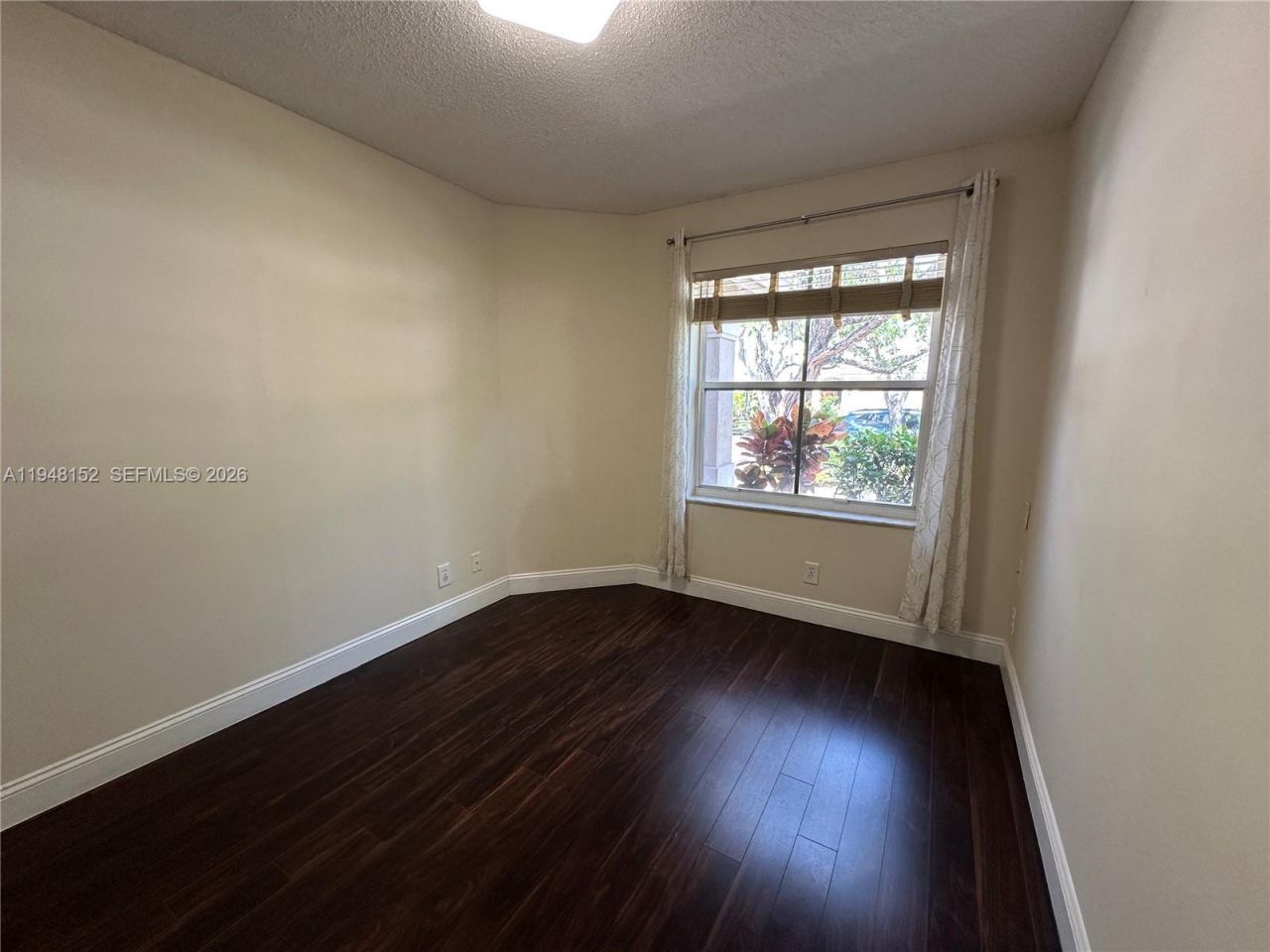 4192 Laurel Ridge Cir, Unit 4192, Weston, FL 33331 Photo