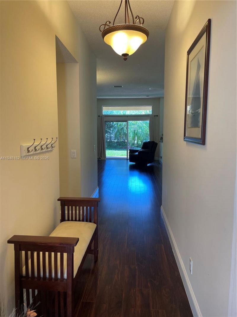 4192 Laurel Ridge Cir, Unit 4192, Weston, FL 33331 Photo