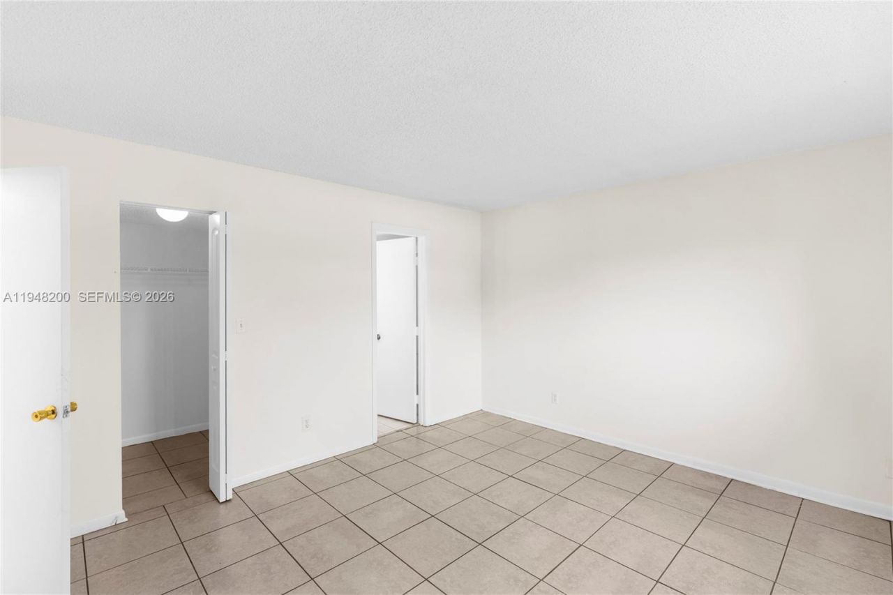 6900 SW 39th St, Unit 208J, Davie, FL 33314 Photo